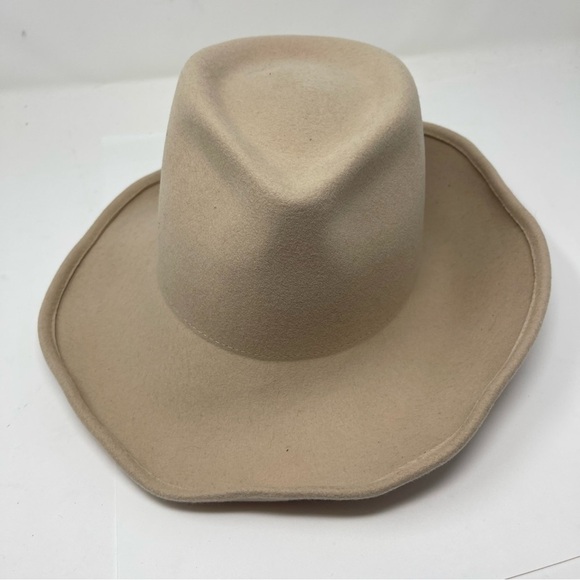 Eric Javits light oat cream wool cashmere hat with wide brim - Picture 2 of 8